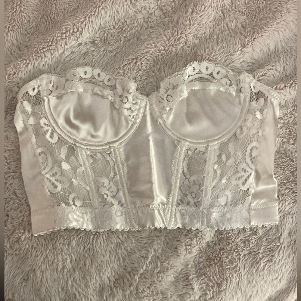 NWOT Shein corset satin lace top